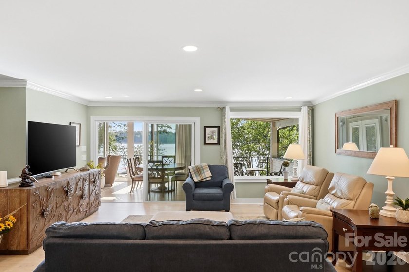 Experience luxury lakefront living in this extraordinary 3BR, 3 - photo 25