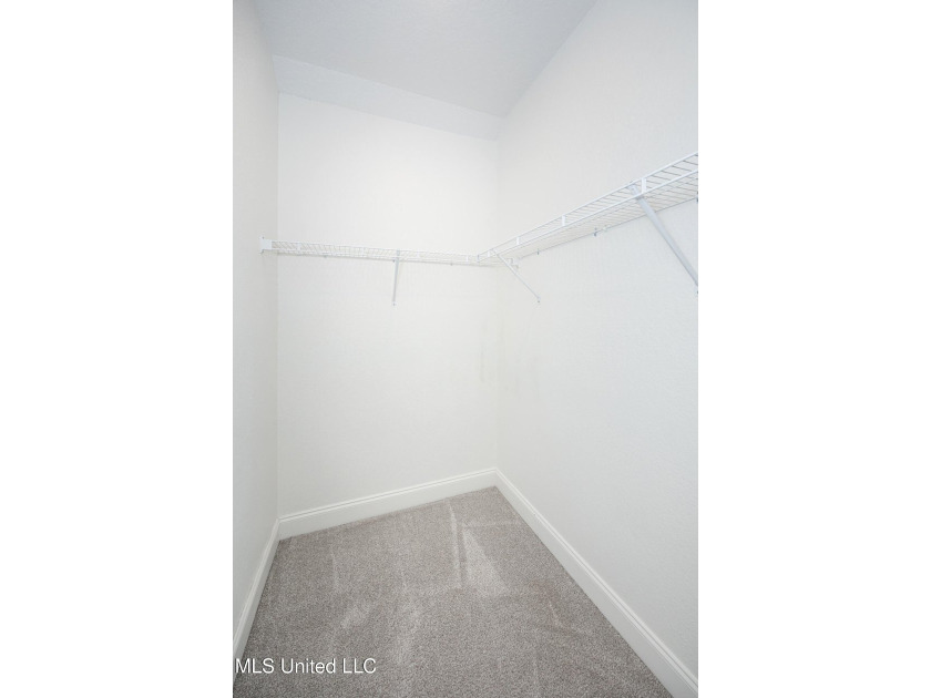 Welcome to 104 Westwind Court in the heart of Ocean Springs! - photo 48