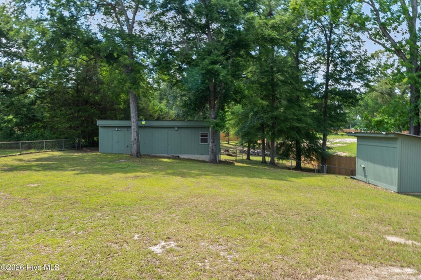Solid well maintained brick home with 2 large shops on a 0.91 - photo 22