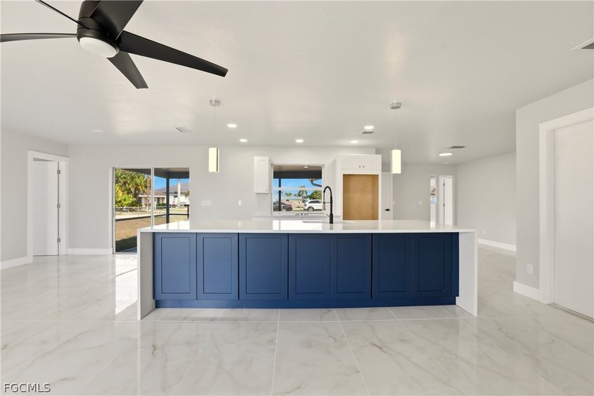 Welcome to 3805 SE 12th Ave - a beautifully renovated 3-bedroom - photo 14