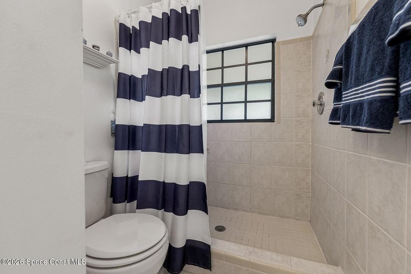 Beautiful updated 2 bdrm, 2.5 bath two story townhouse in Indian - photo 31