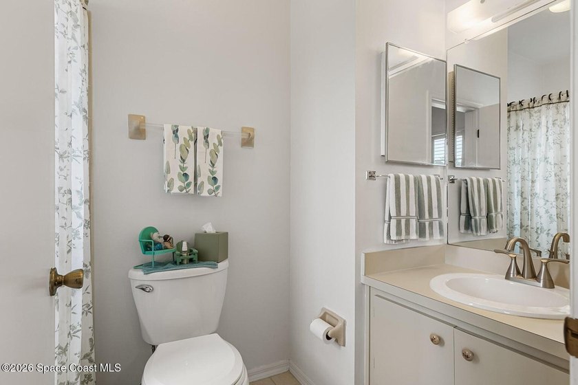 Beautiful updated 2 bdrm, 2.5 bath two story townhouse in Indian - photo 37