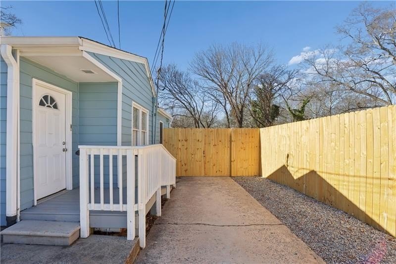 Prime office opportunity just off Historic Marietta Square - photo 2