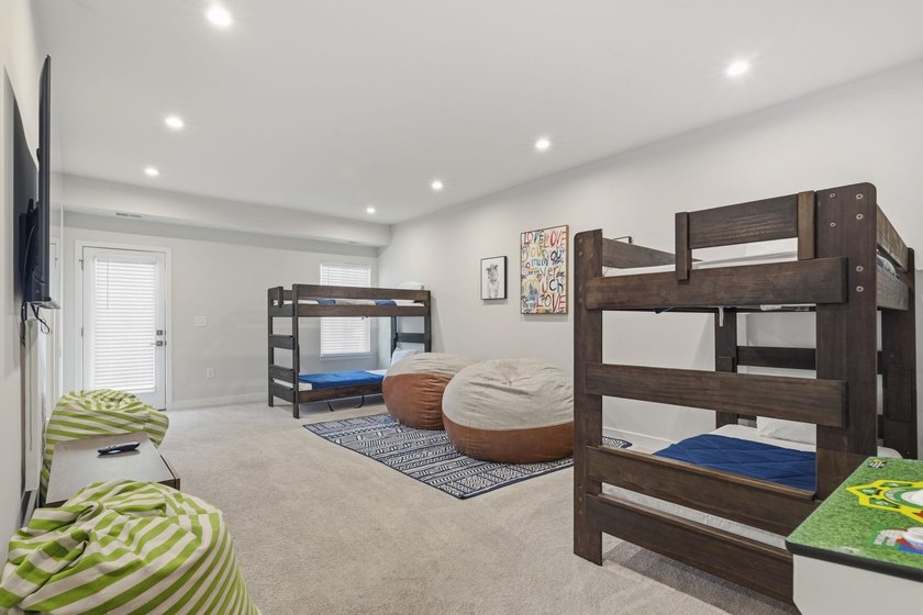 Welcome to 2557 Pete Dye Dr, Unit 402--a fully furnished - photo 14