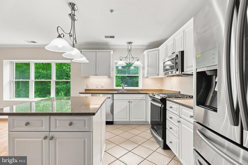 Welcome to easy, low-maintenance living in the heart of Mays - photo 14