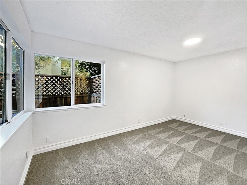 1023 Delna Manor - photo 33