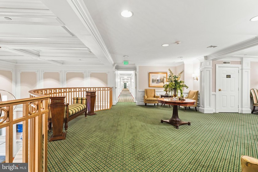 Welcome to easy, low-maintenance living in the heart of Mays - photo 36