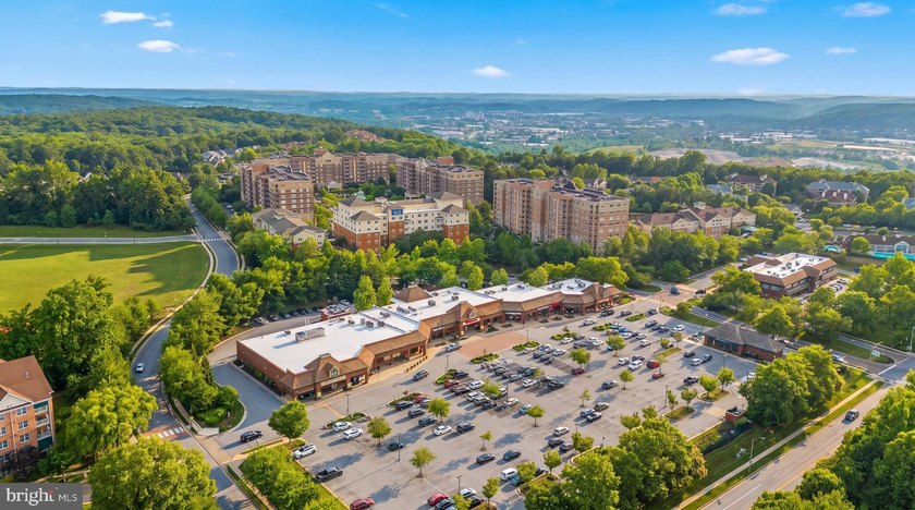Welcome to easy, low-maintenance living in the heart of Mays - photo 40