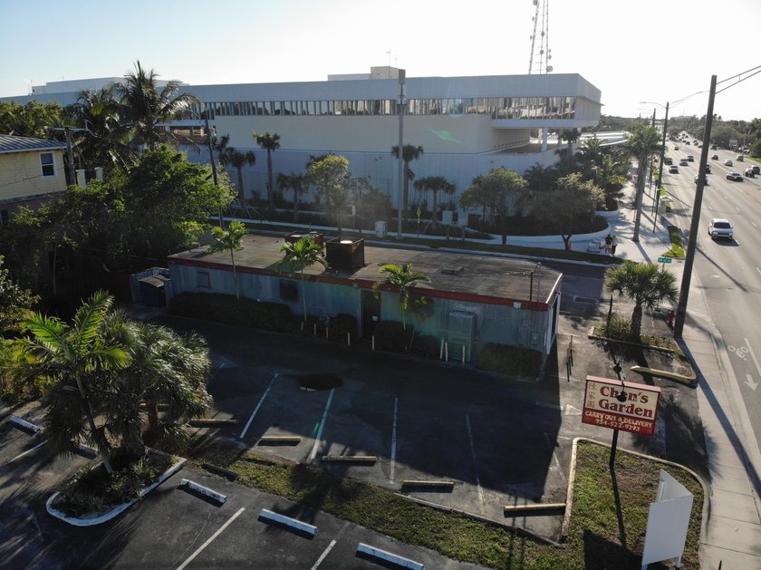 PRIME LOCATION - (B-1) ZONING. Own a highly visible 0.181-acre - photo 9