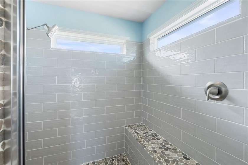Life's a breeze in Rockport, &amp; this isn't just any home-it's an - photo 20