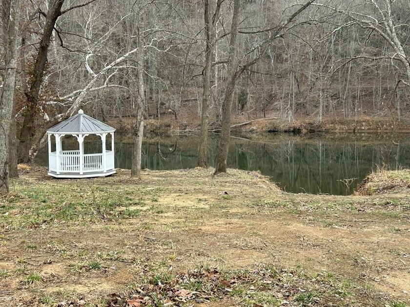 Prime Riverfront Opportunity on the New River! Discover an - photo 2