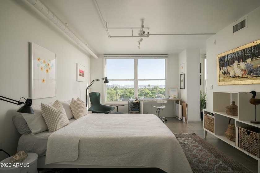 Experience refined urban living at pet-friendly Lofts on Thomas - photo 8