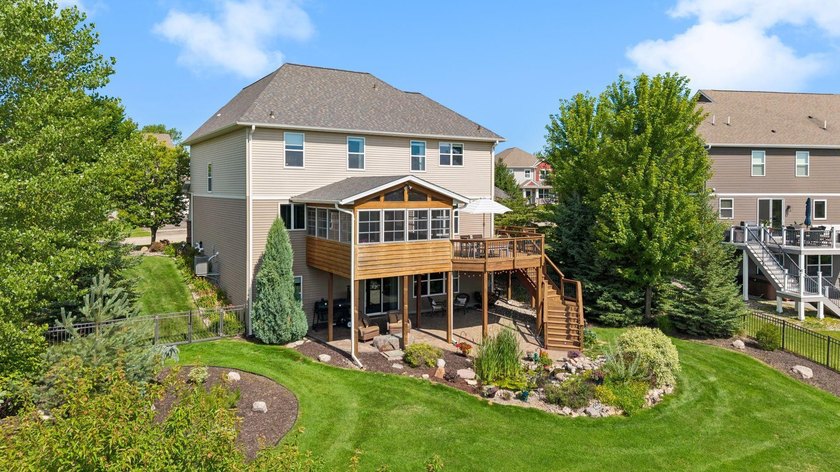 A backyard retreat unlike any other, paired with panoramic - photo 3