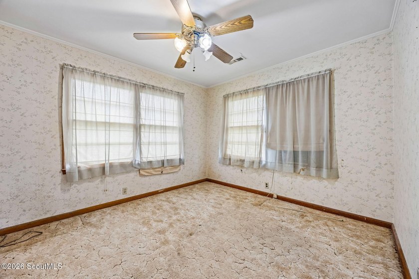 Discover a unique 1.86-acre property just minutes from Kings Bay - photo 14