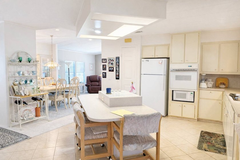 This meticulously maintained 2-bedroom, 2-bath home shines both - photo 22