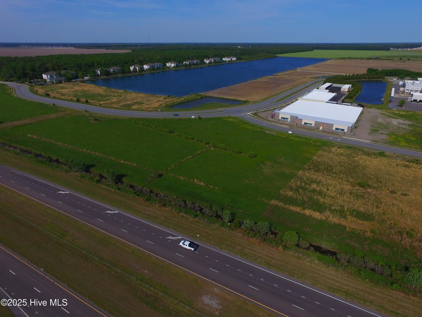 Prime location with ample visibility for this affordable 1.5AC - photo 4