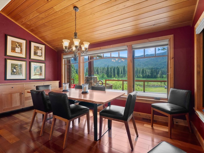 Perched on the prestigious Quail View bluff, this extraordinary - photo 18