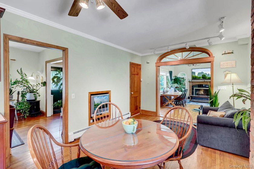 Beautiful, charming and truly one-of-a-kind! Prepare to be wowed - photo 7