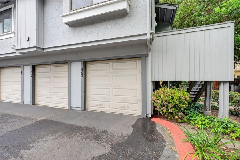 Centrally located in San Jose's Silicon Valley, walking distance - photo 18