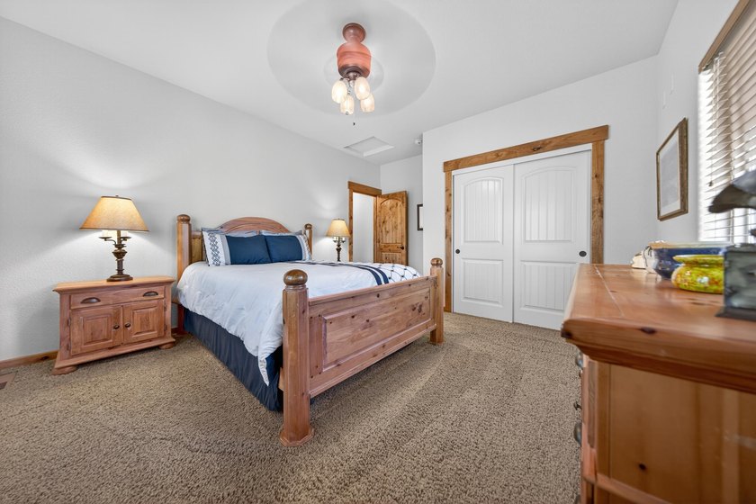 Refined Single-Story Custom Home in Prestigious Lake Almanor - photo 18