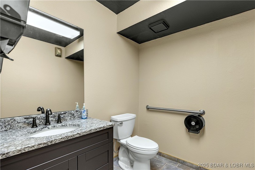 Fully updated commercial property ready for your next venture! - photo 30
