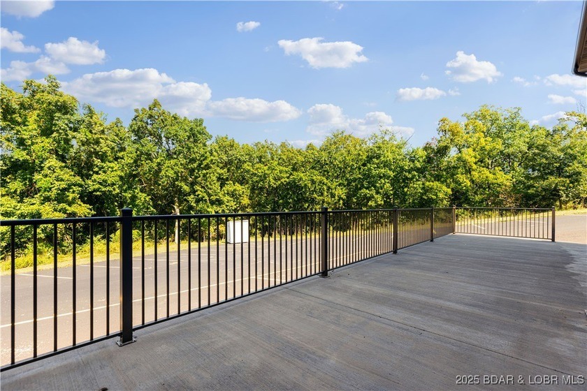 Fully updated commercial property ready for your next venture! - photo 31