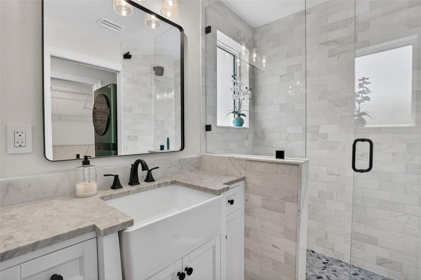 Under contract-accepting backup offers. Welcome to this charming - photo 31