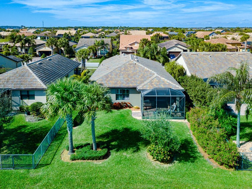 Welcome to Veranda Gardens, where luxury meets convenience - photo 32