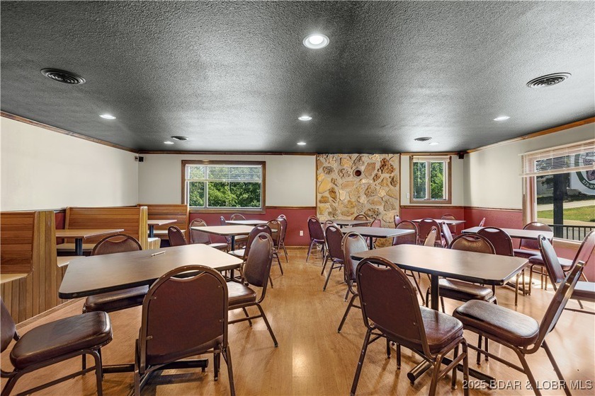 Fully updated commercial property ready for your next venture! - photo 37