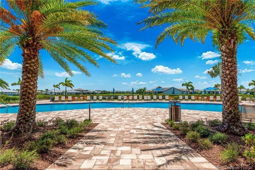 Welcome to Veranda Gardens, where luxury meets convenience - photo 42
