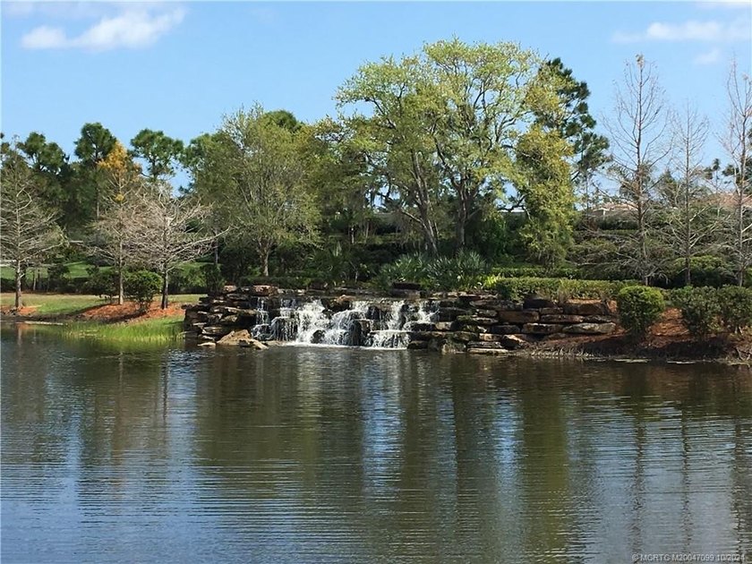 Welcome to Veranda Gardens, where luxury meets convenience - photo 59