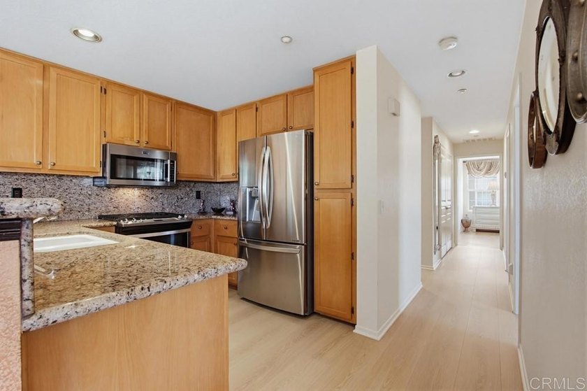 **Deed Restricted Unit** DO NOT CONTACT SDHC DIRECTLY. Buyer - photo 8