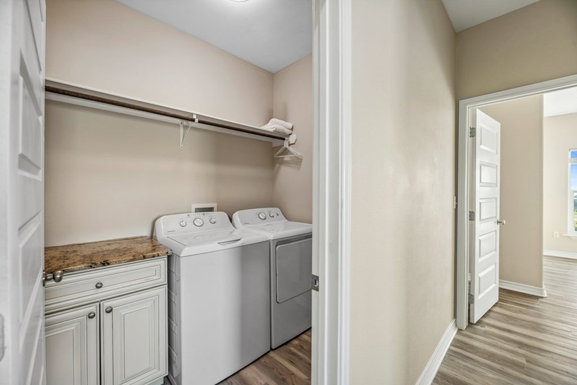 Experience breathtaking sunset views over Salt Lake from this - photo 17
