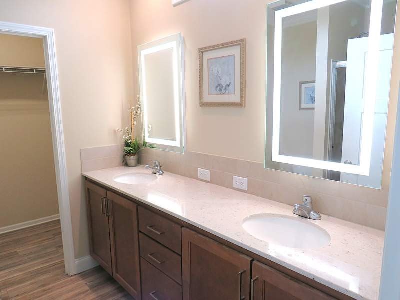This beautifully maintained 1355 square feet manufactured home - photo 18