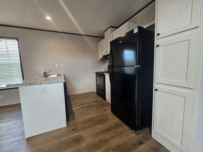 Own your own 3 bed/2 bath home! Make an appointment now to see - photo 3