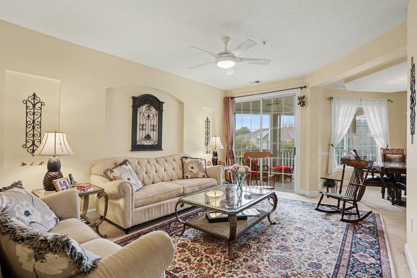 Experience the perfect blend of low-maintenance living and - photo 4