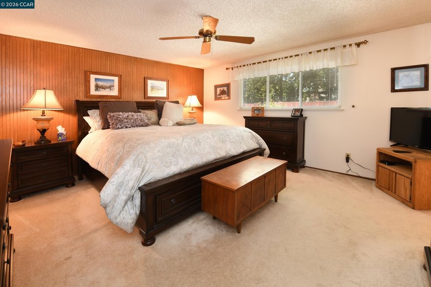 Newly adjusted price! The ever so popular *Valencia Model* - photo 20