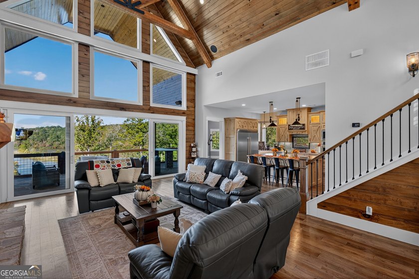 LAKE HARDING LUXURY | EXTRAORDINARY WATERFRONT LIVING Where - photo 21
