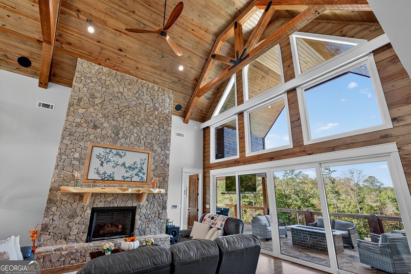 LAKE HARDING LUXURY | EXTRAORDINARY WATERFRONT LIVING Where - photo 27