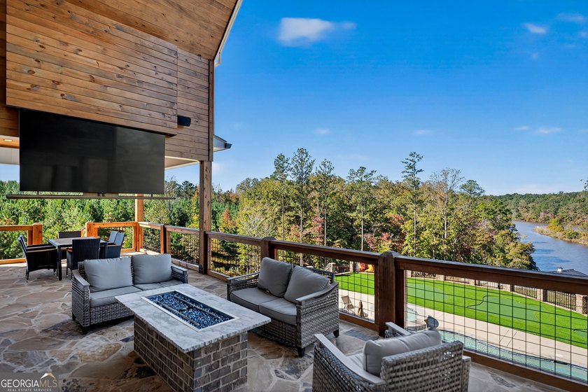 LAKE HARDING LUXURY | EXTRAORDINARY WATERFRONT LIVING Where - photo 47