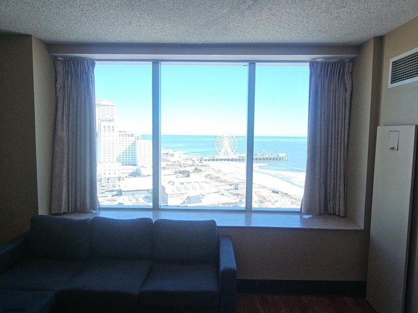 Fantastic investment opportunity! -approved studio located - photo 2