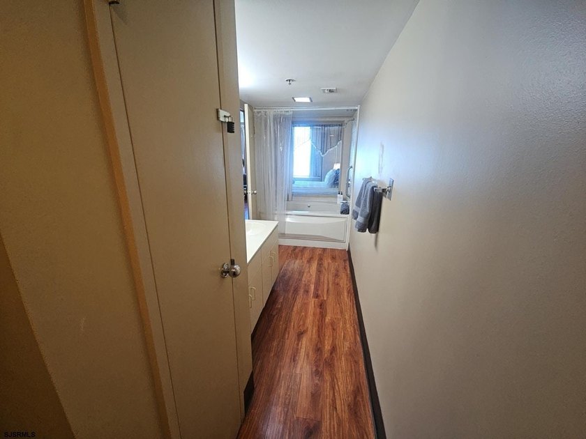 Fantastic investment opportunity! -approved studio located - photo 5