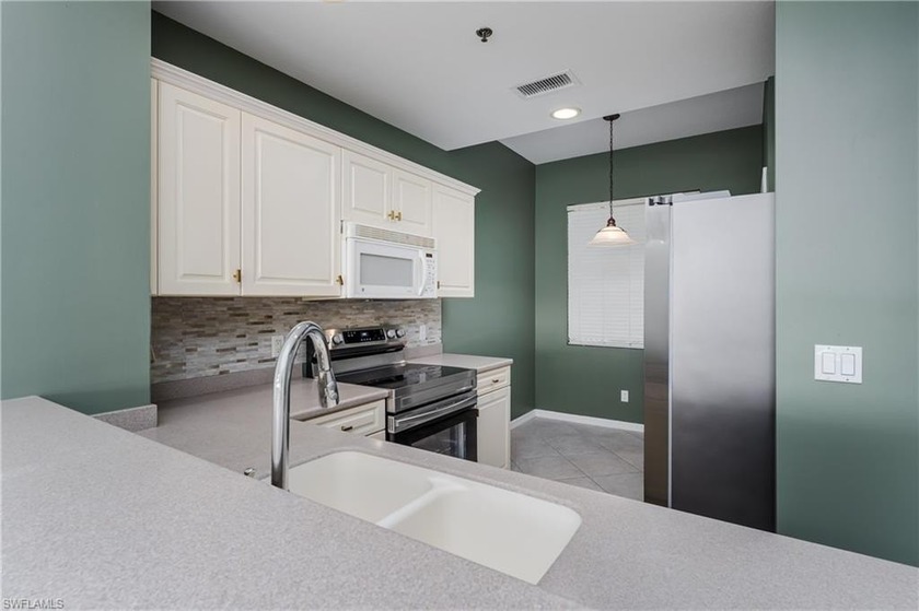 Roman Plaza is centrally located on Marco Island view - photo 8