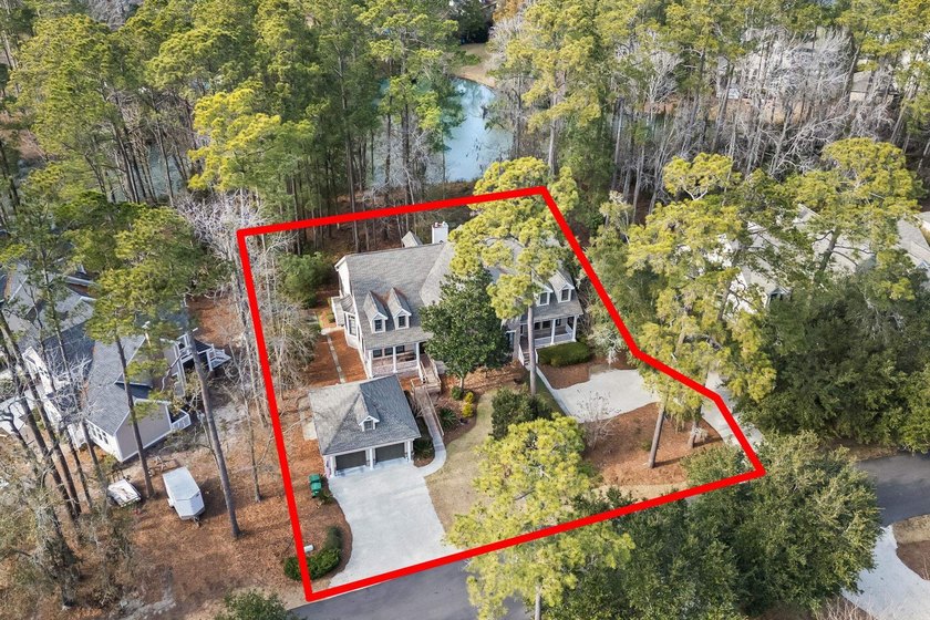 Set within the prestigious, gated community of Litchfield - photo 2
