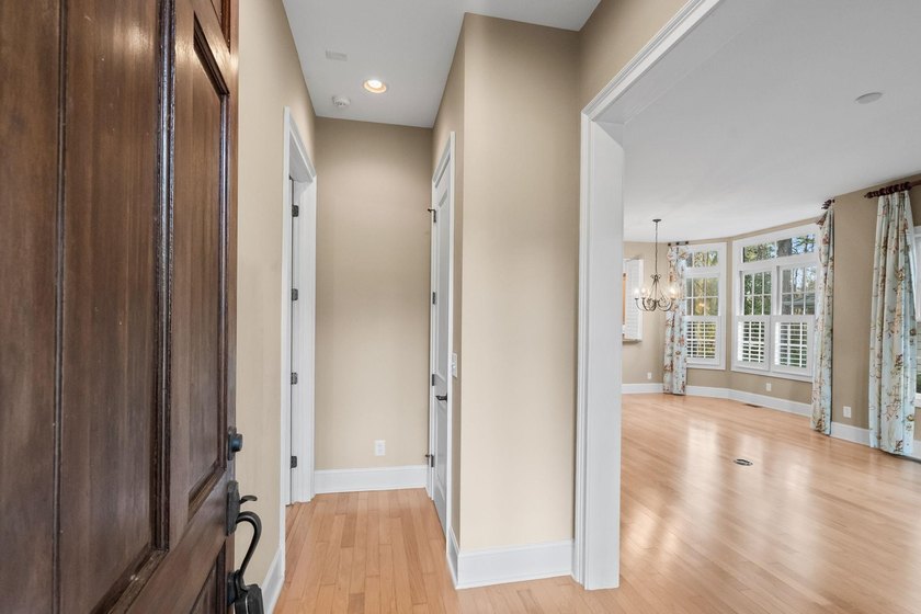 Set within the prestigious, gated community of Litchfield - photo 7