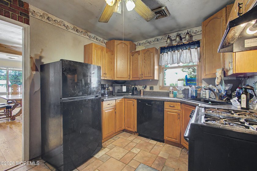 Opportunity awaits in the highly desirable Lake Riviera section - photo 11