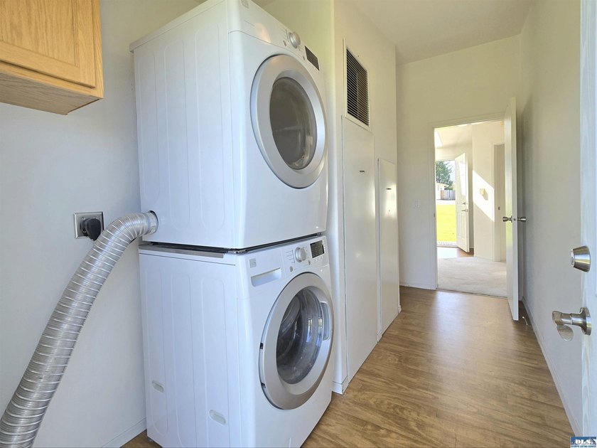 Enjoy a perfect blend of country serenity and modern convenience - photo 12