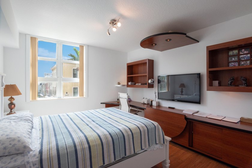 Enjoy Downtown Living in this Beautiful, Large 1,328 square feet - photo 20