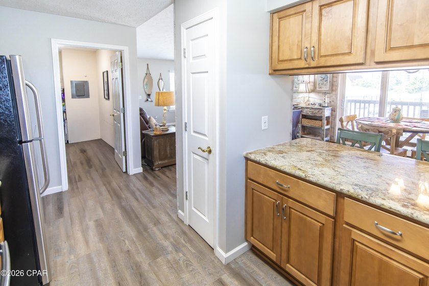 CURRENTLY UNDER CONTRACT, SELLER WILL CONSIDER BACKUP OFFERS - photo 22