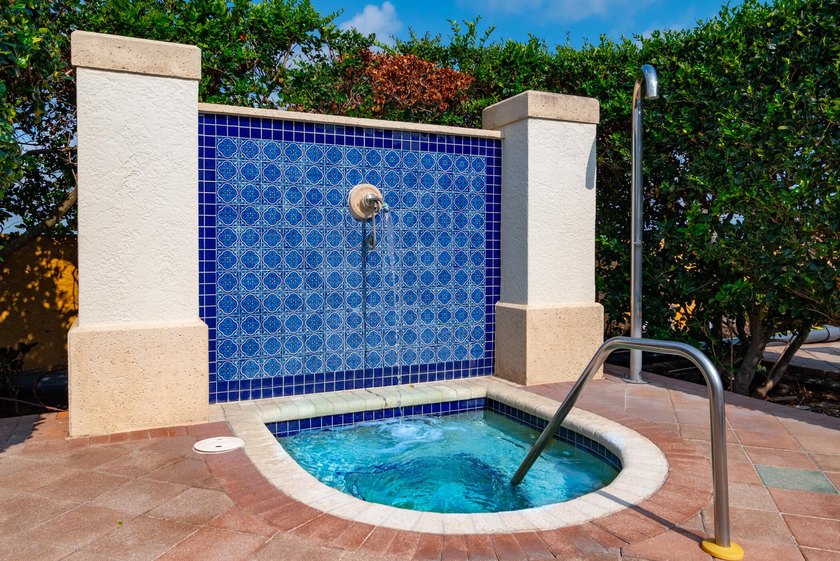 Enjoy Downtown Living in this Beautiful, Large 1,328 square feet - photo 25